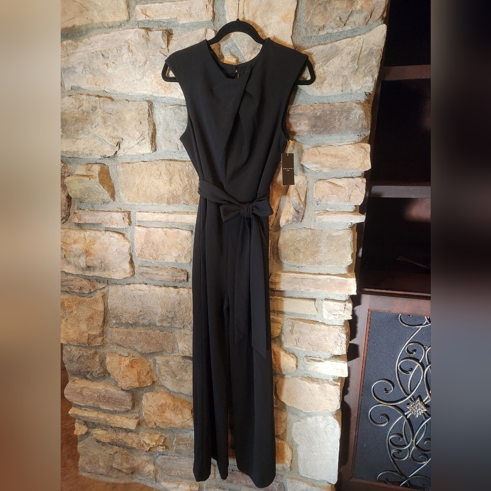 Tahari ASL Arthur S. Levine Chic Black Sleeveless Jumpsuit - Picture 7 of 7